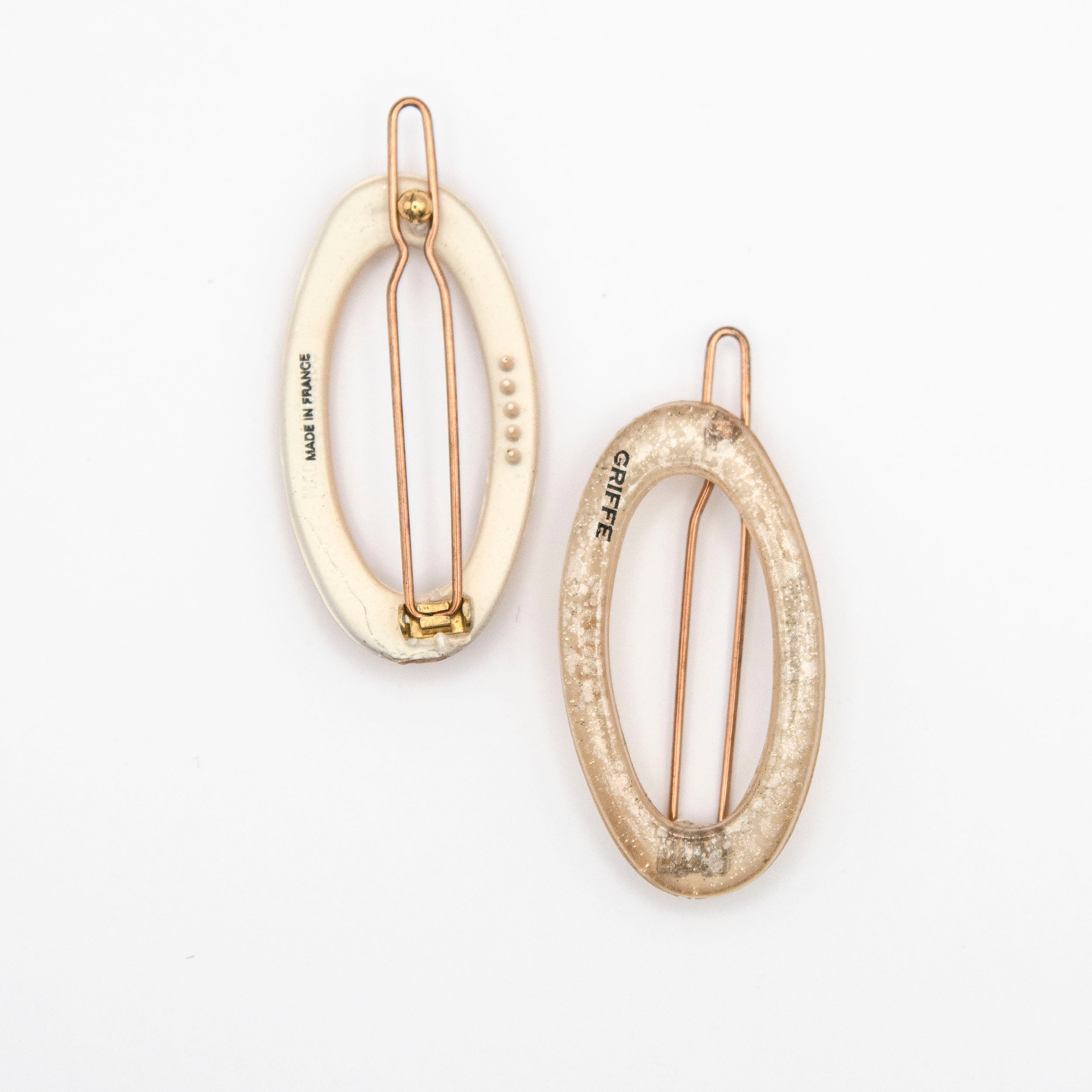 Sacrae Ovale Clip Ajoure Murmures de Satin
